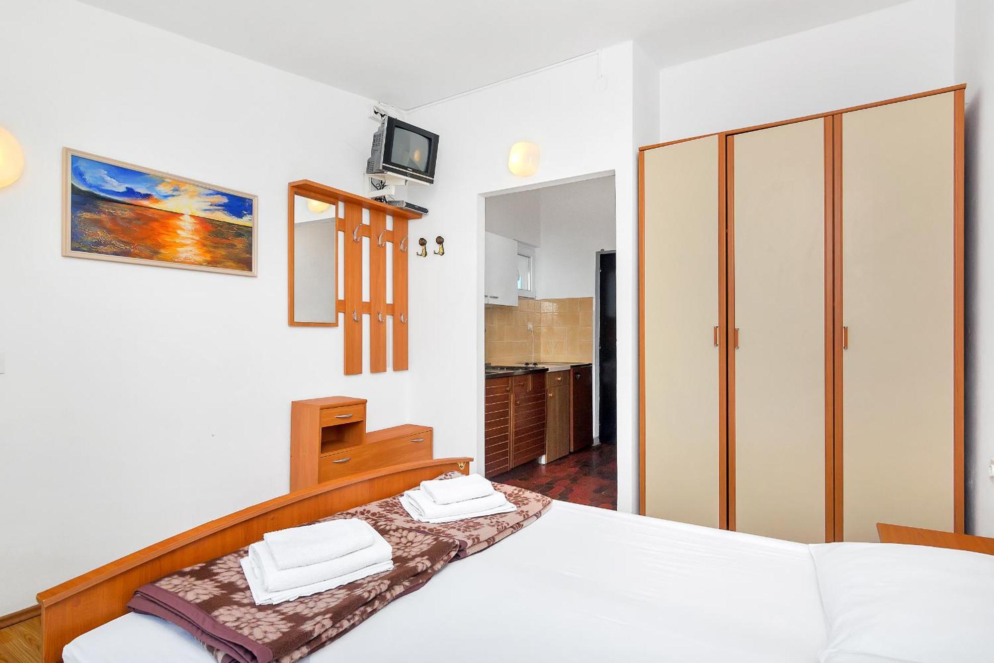 Apartmani Cico Gdinj Kültér fotó