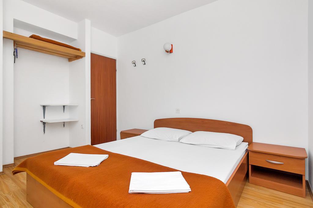 Apartmani Cico Gdinj Kültér fotó